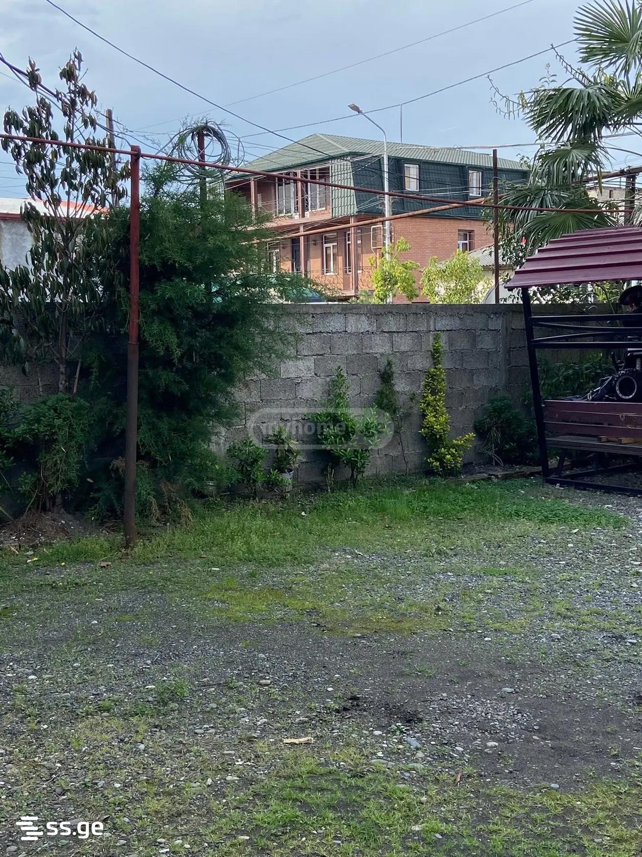 7 Room Private House For Sale view 5