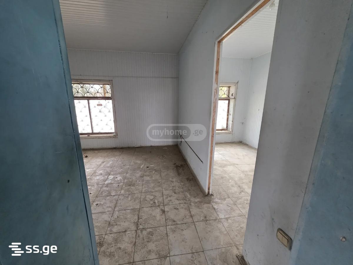 Commercial Space For Sale. Poti view 4