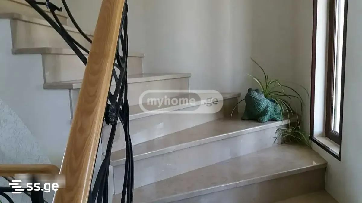 10 Room Private House For Rent. Digomi view 25