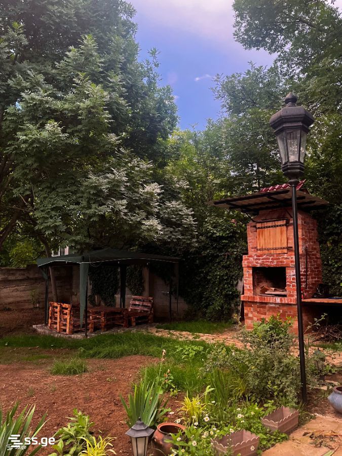 8 Room Private House For Rent. Tsodoreti view 3
