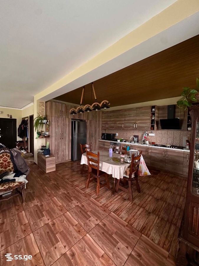 იყიდება Private House მუხრანიში view 8