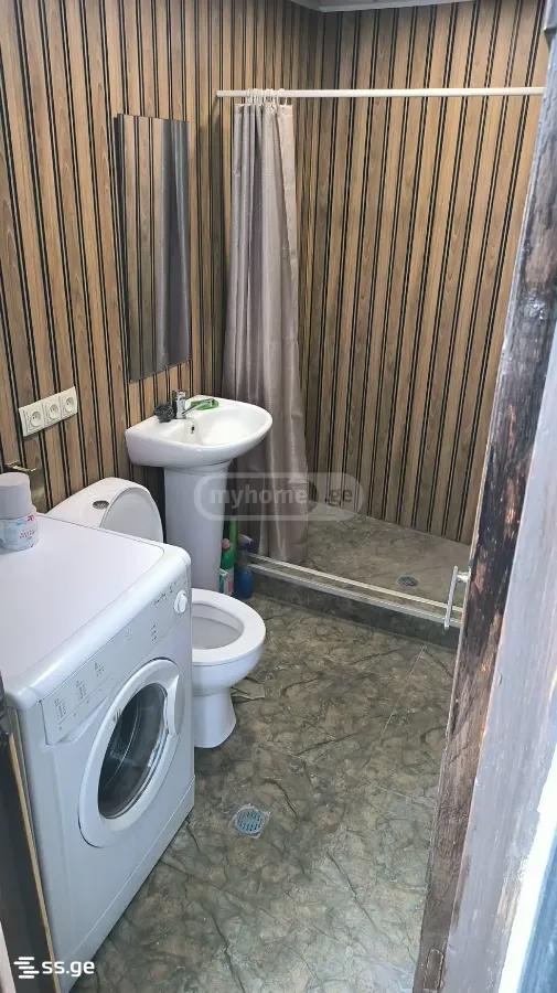 1 Room Flat Daily Rent. Sololaki view 6