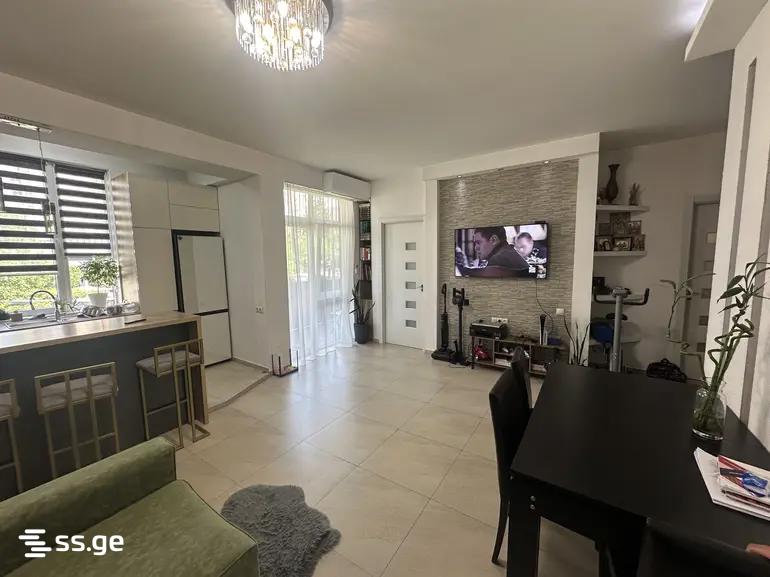 3 room Flat For Sale. Vazisubani - Aanzicht 4
