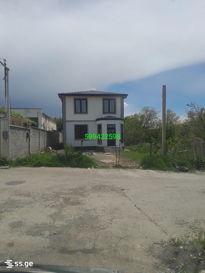6 Room Private House For Sale view 5