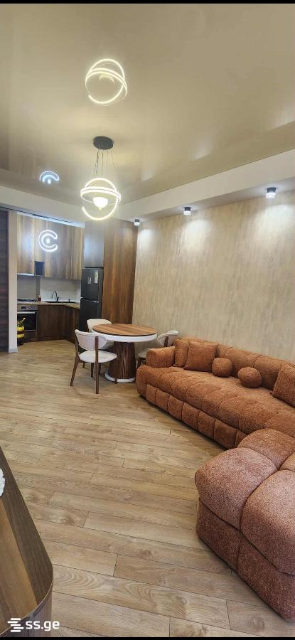 2 room Flat Daily rent. Mukhiani - Widok 2