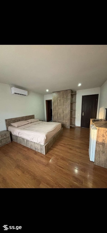 10 Room Private House For Sale view 3