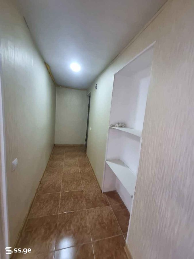 2 Room Flat For Rent. Poti view 6