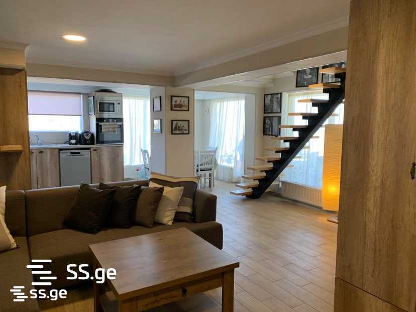 5 Room Private House For Sale view 1