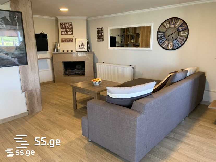 5 Room Private House For Sale view 2