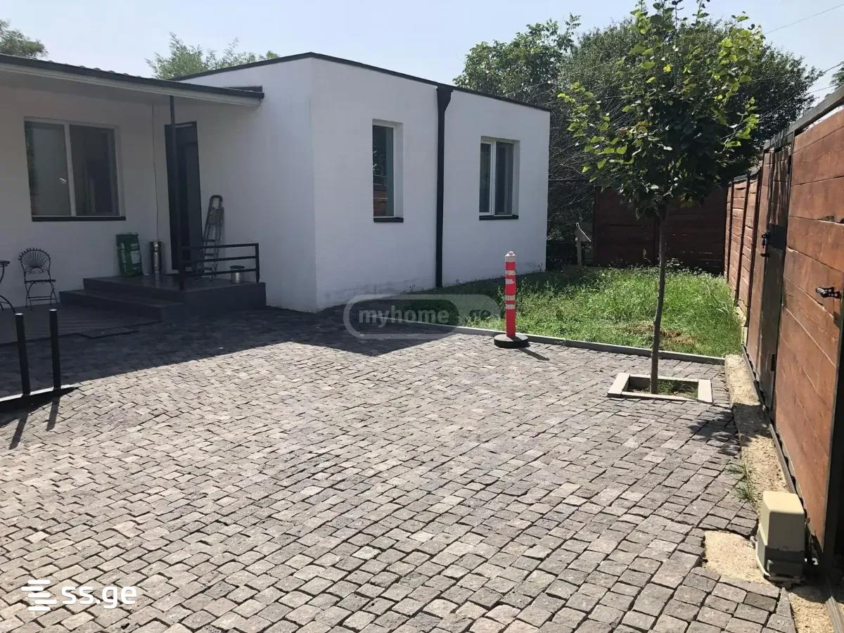 5 Room Private House For Sale view 14