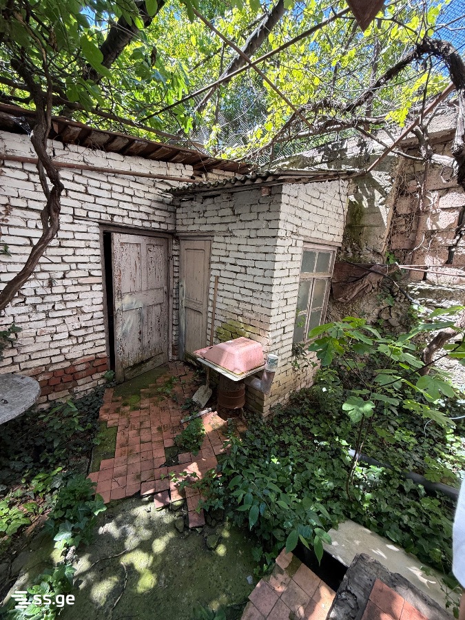3 Room Private House For Rent. Vake view 12