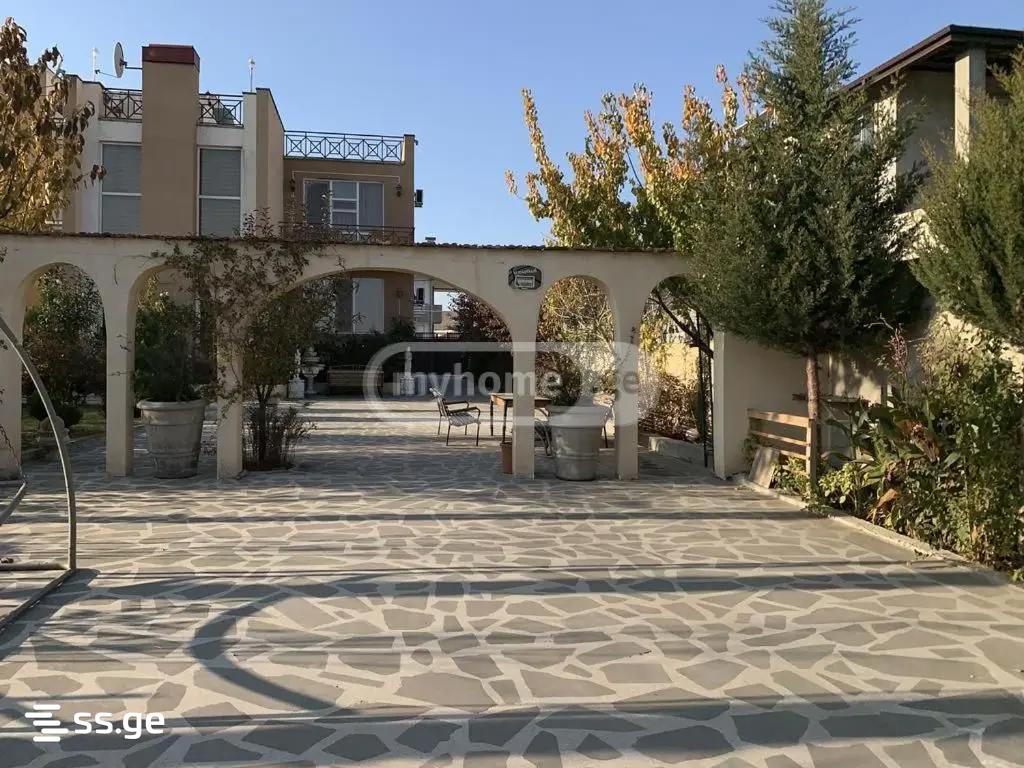 8 Room Hotel For Rent. Nadzaladevi view 3