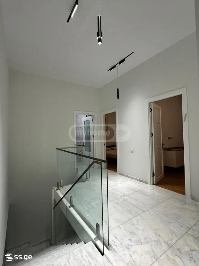 6 Room Private House For Rent. Krtsanisi view 11