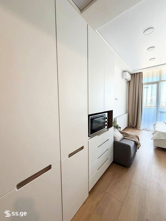 1 room Flat For Sale. Batumi - Widok 4
