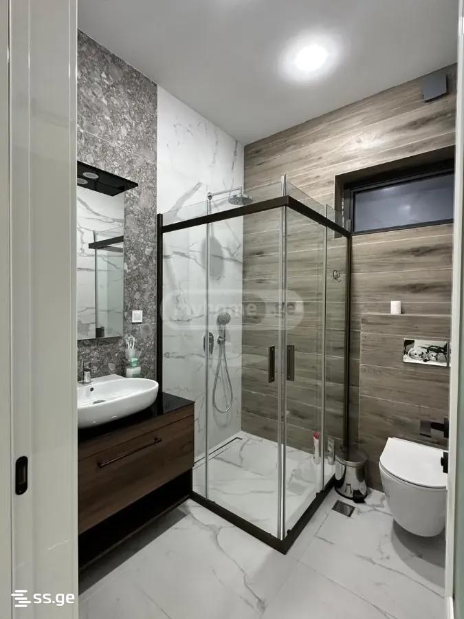 6 Room Private House For Rent. Krtsanisi view 12