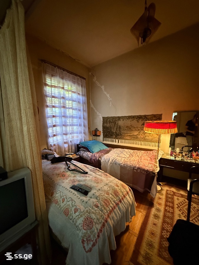 3 Room Private House For Rent. Vake view 6