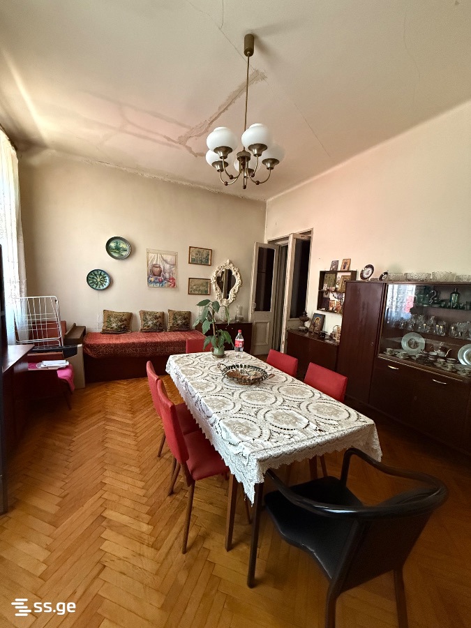 3 Room Private House For Rent. Vake, 2 of 4