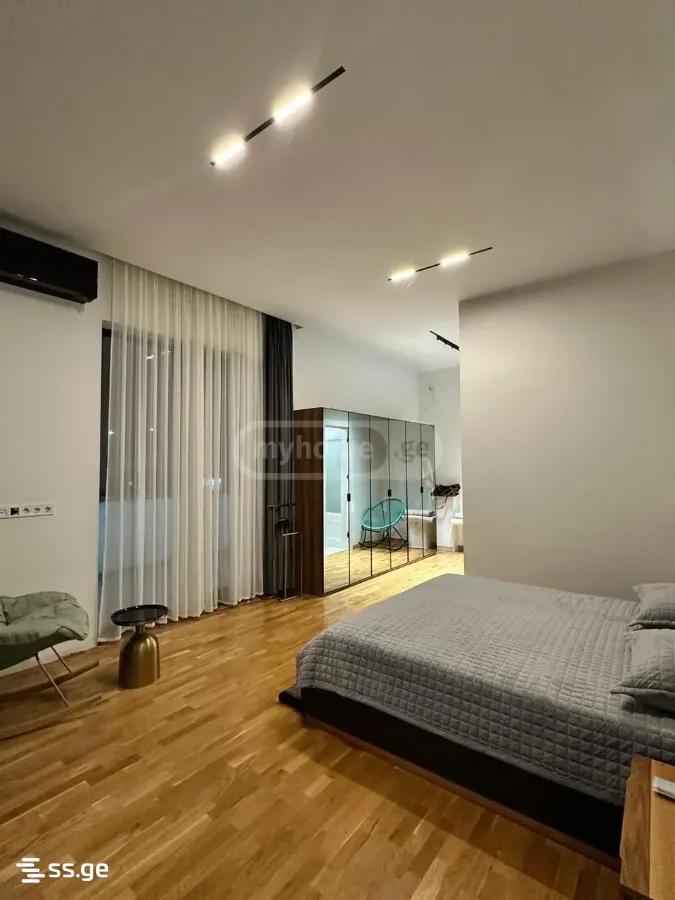 6 Room Private House For Rent. Krtsanisi view 3