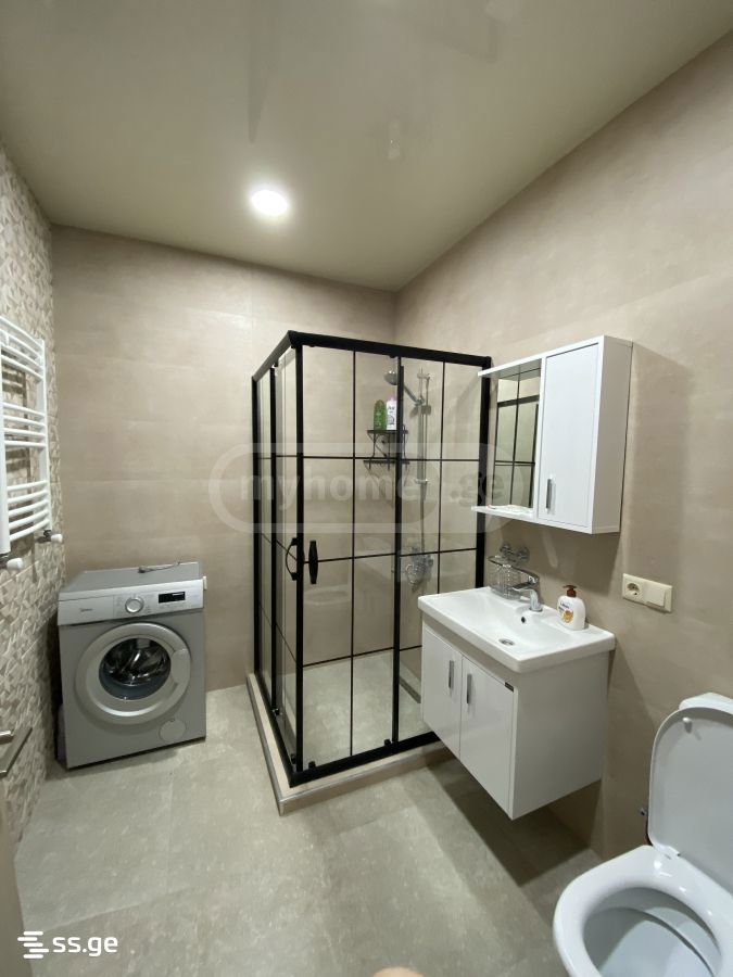 2 Room Flat Daily Rent. Mukhiani view 7
