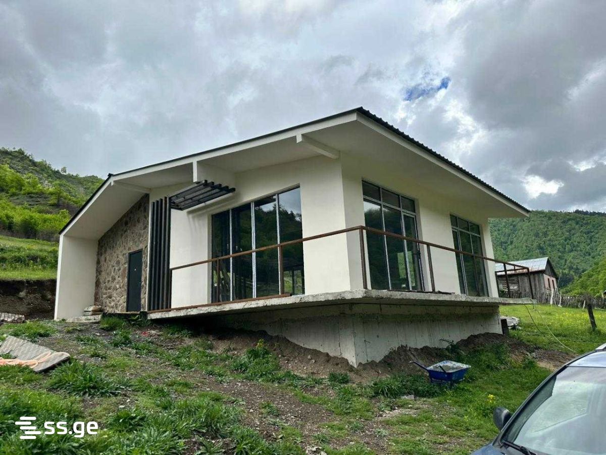 5 Room Summer Cottage For Sale view 2