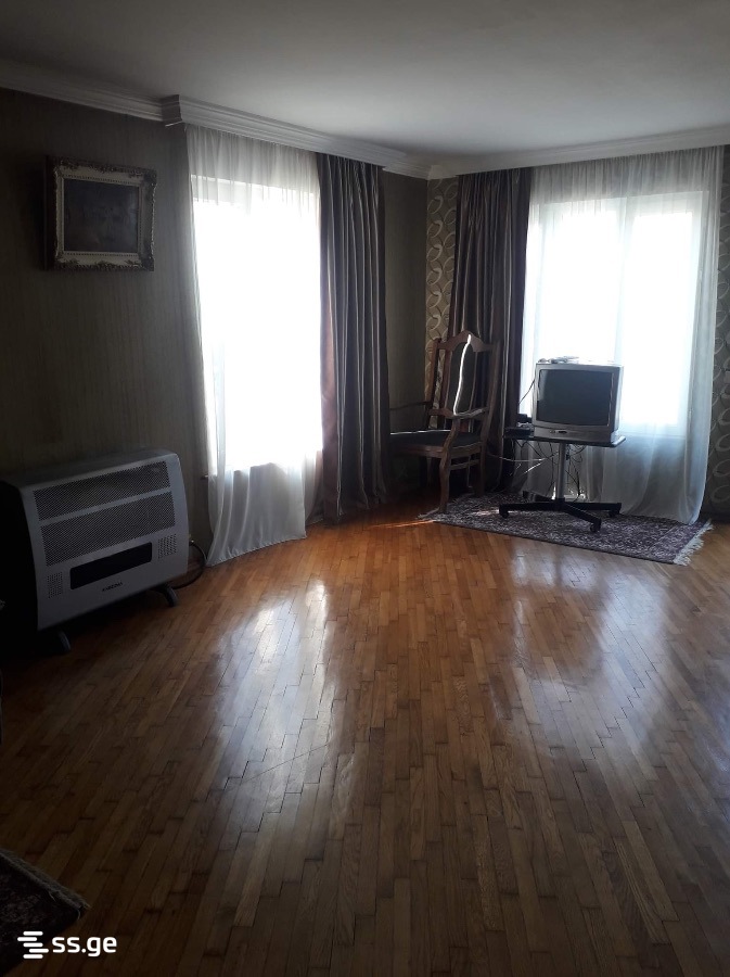 5 Room Private House For Rent. Zugdidi view 3