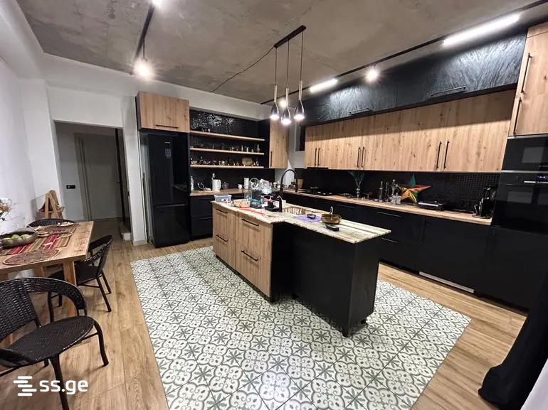 7 Room Private House For Sale view 9