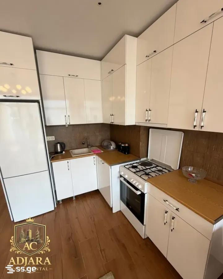 3 Room Flat For Rent. Batumi view 5