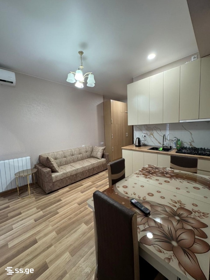 2 room Flat Daily rent. Rustavi - Bild 5