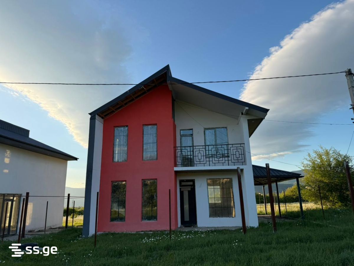 6 Room Private House For Sale, 1 of 4