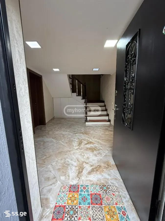 4 Room Private House For Rent. Saburtalo, 10 of 12
