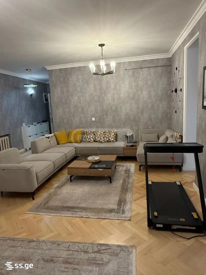 3 Room Flat For Sale, 1 of 4