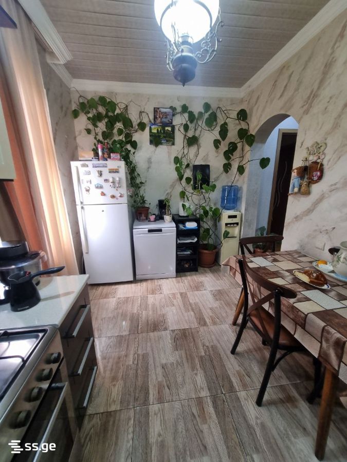 5 Room Private House For Rent. Poti view 8