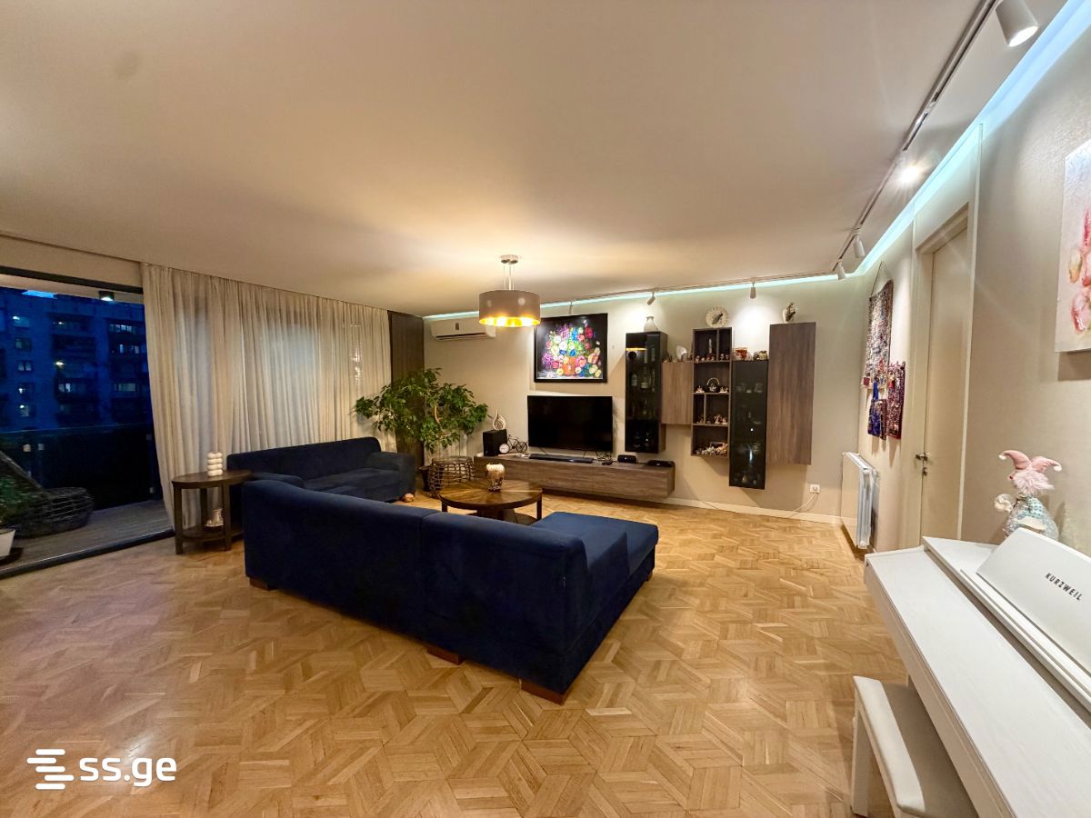 4 room Flat For Sale. Didube - Widok 2