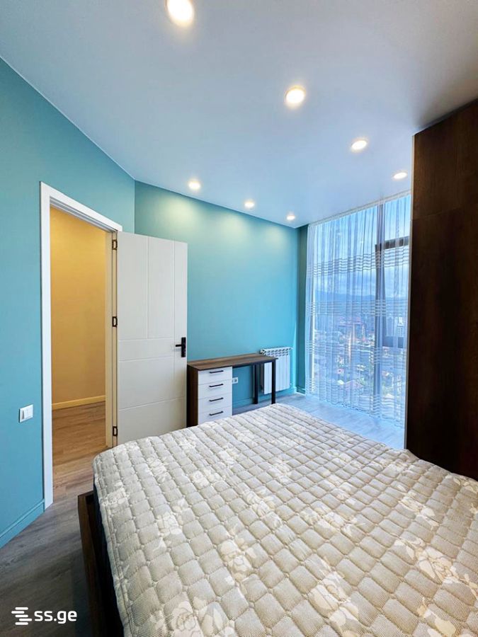 3 room Flat For Sale. Batumi - Widok 4