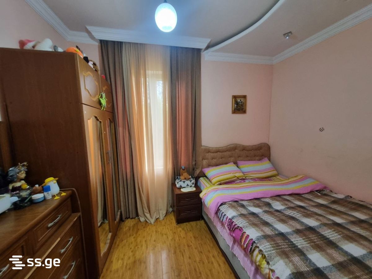 5 Room Private House For Rent. Poti view 5