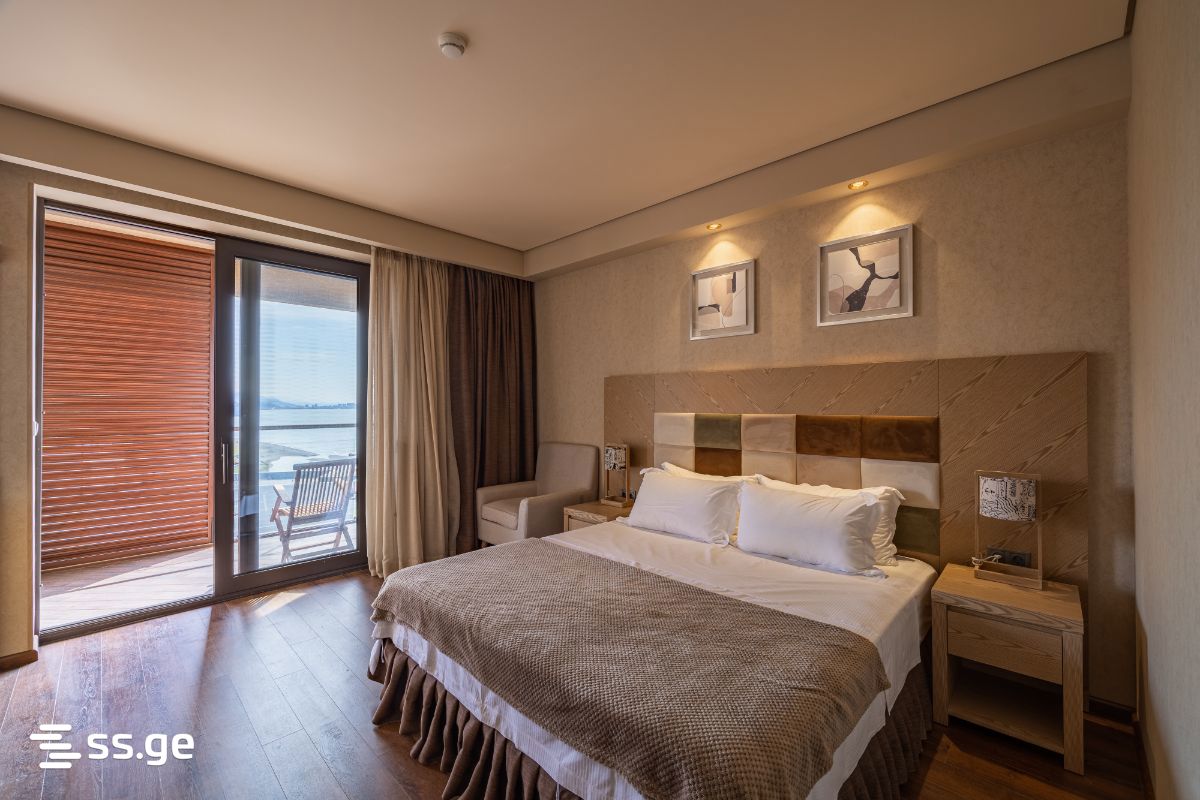 1 Room Flat For Sale view 1