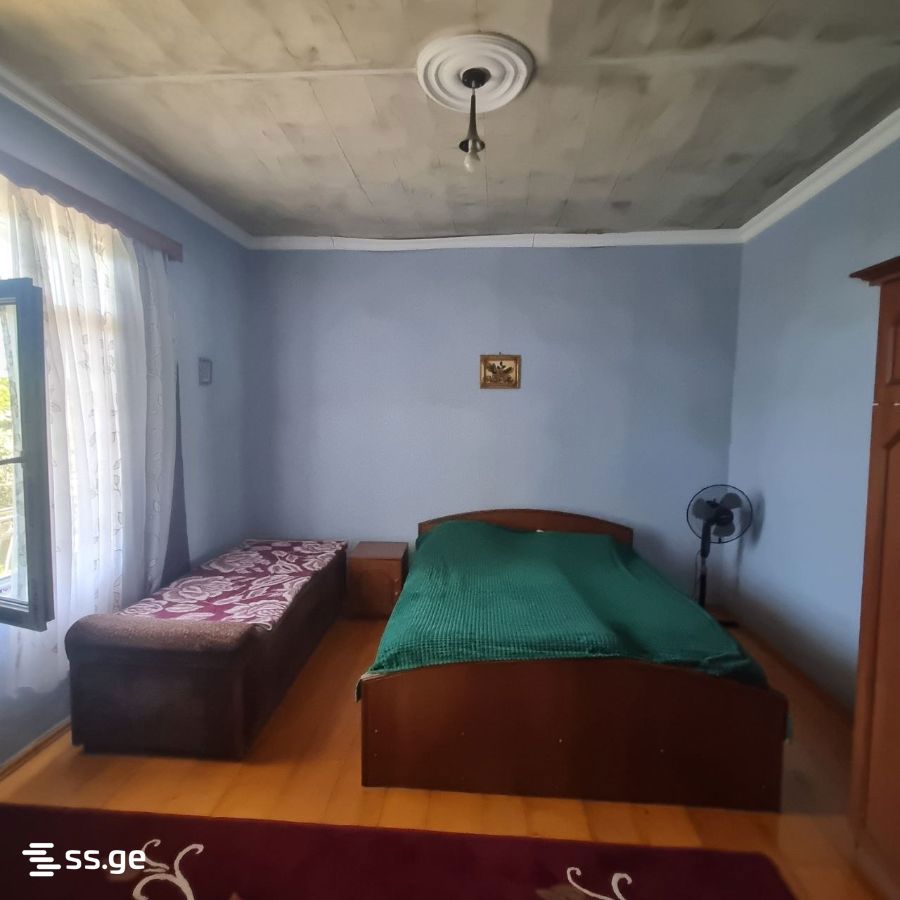 6 Room Private House For Sale view 5