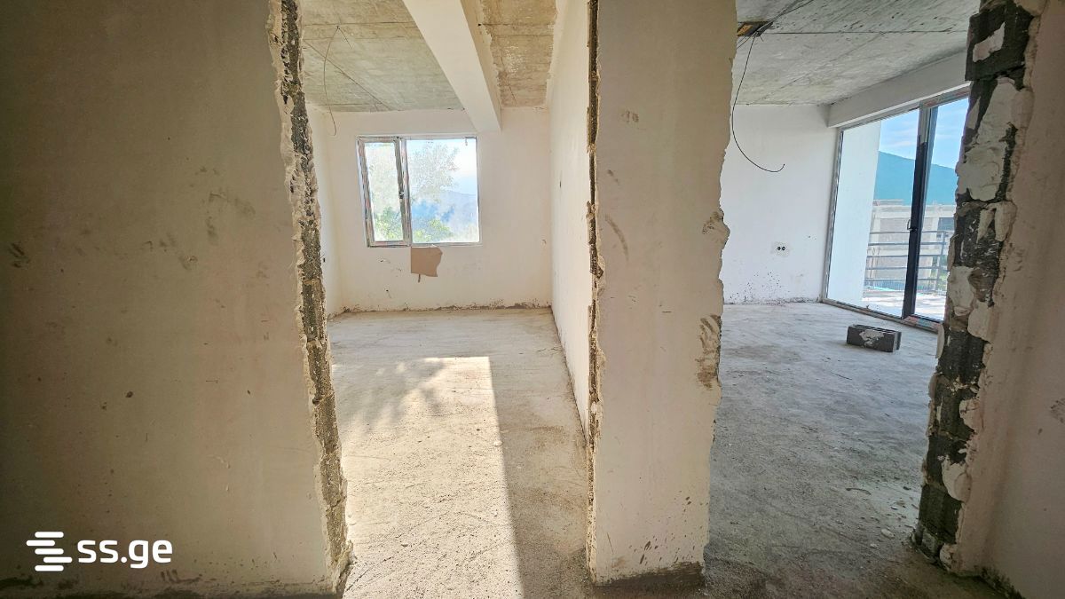 5 Room Private House For Sale view 9