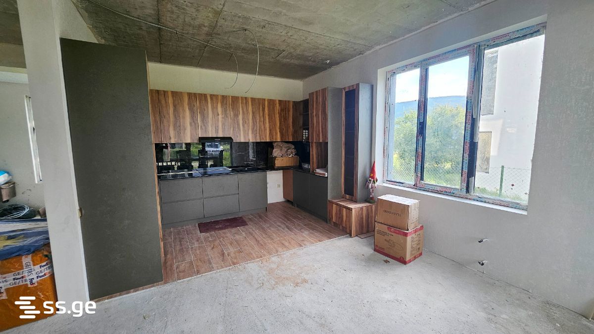 5 Room Private House For Sale view 4