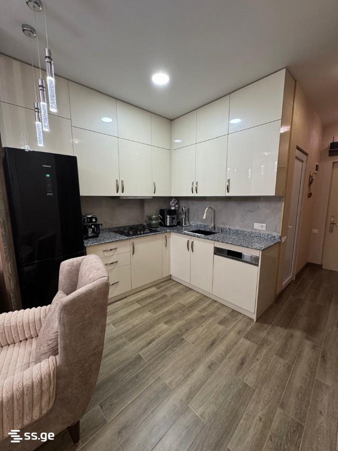 2 room Flat Daily rent. Batumi - Aanzicht 3