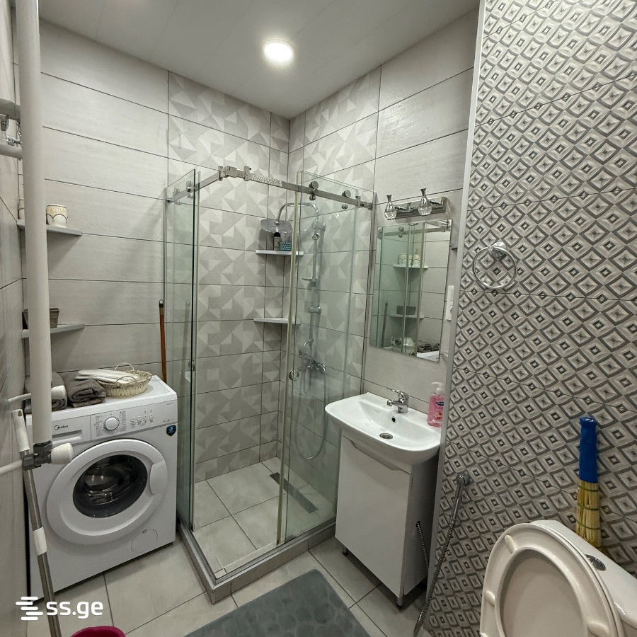 1 Room Flat Daily Rent. Avlabari view 7