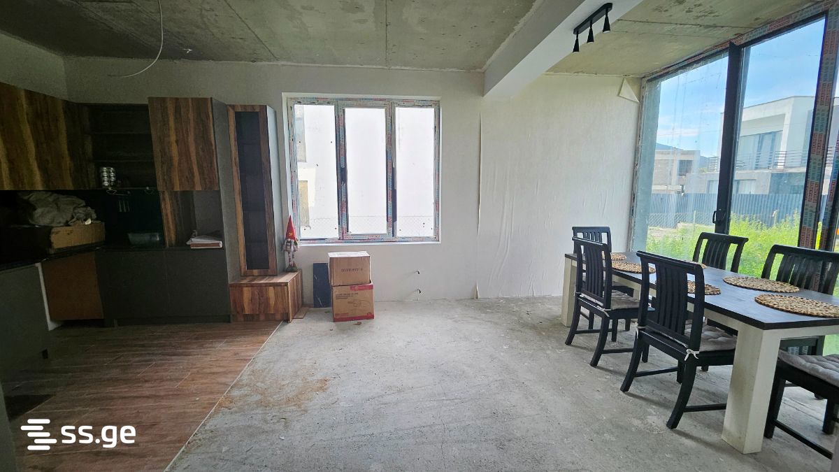 5 Room Private House For Sale view 7