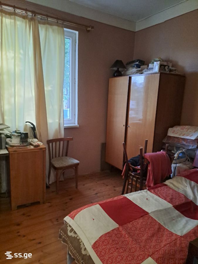 3 Room Private House For Sale view 2