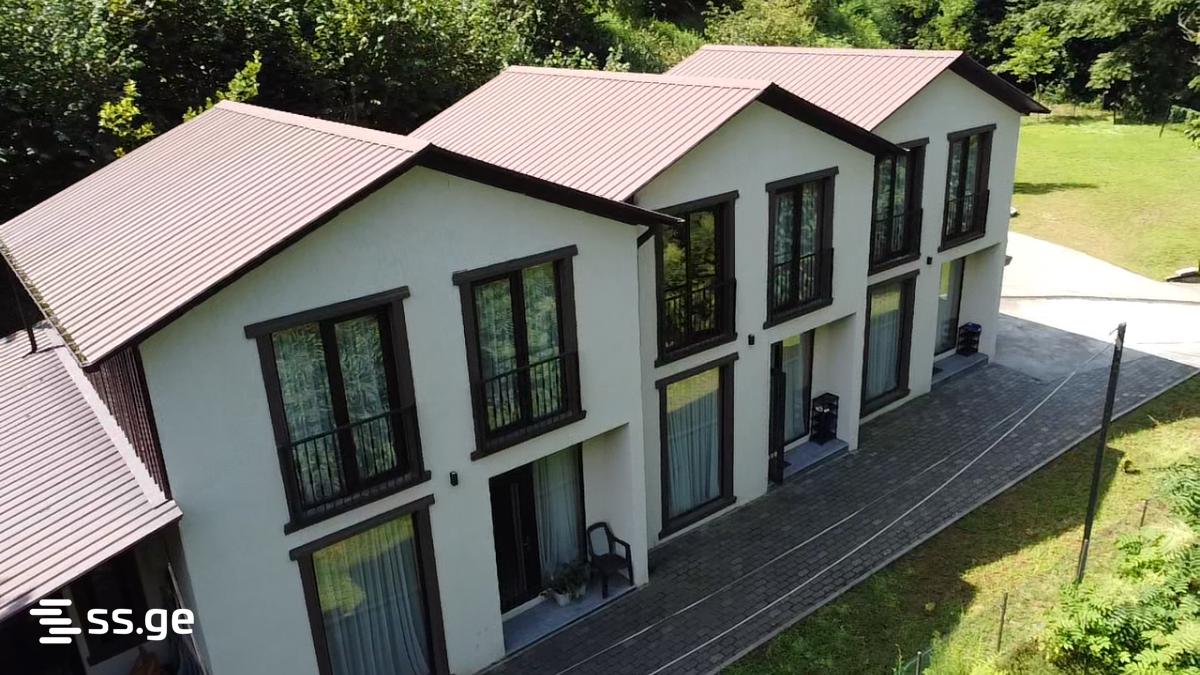 3 Room Summer Cottage Daily Rent. Makhindjauri view 1