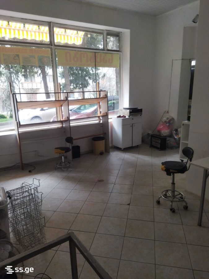 Commercial Space For Sale. Varketili, 1 of 4