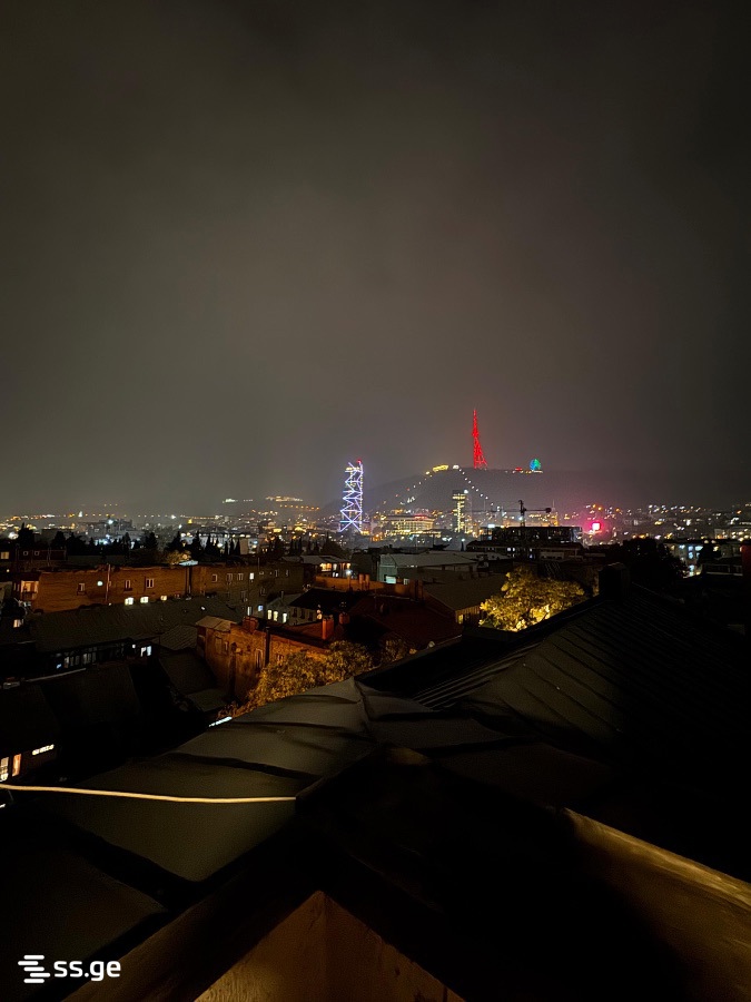 3 room Flat For Sale. Chugureti - Aanzicht 2