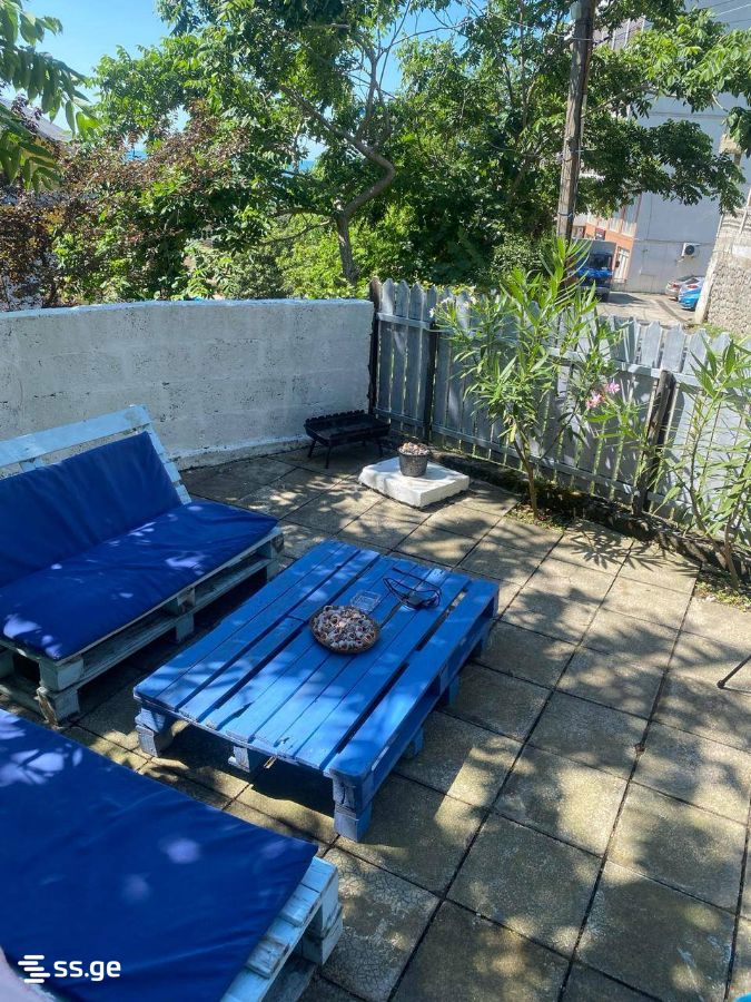 5 Room Private House For Sale view 3