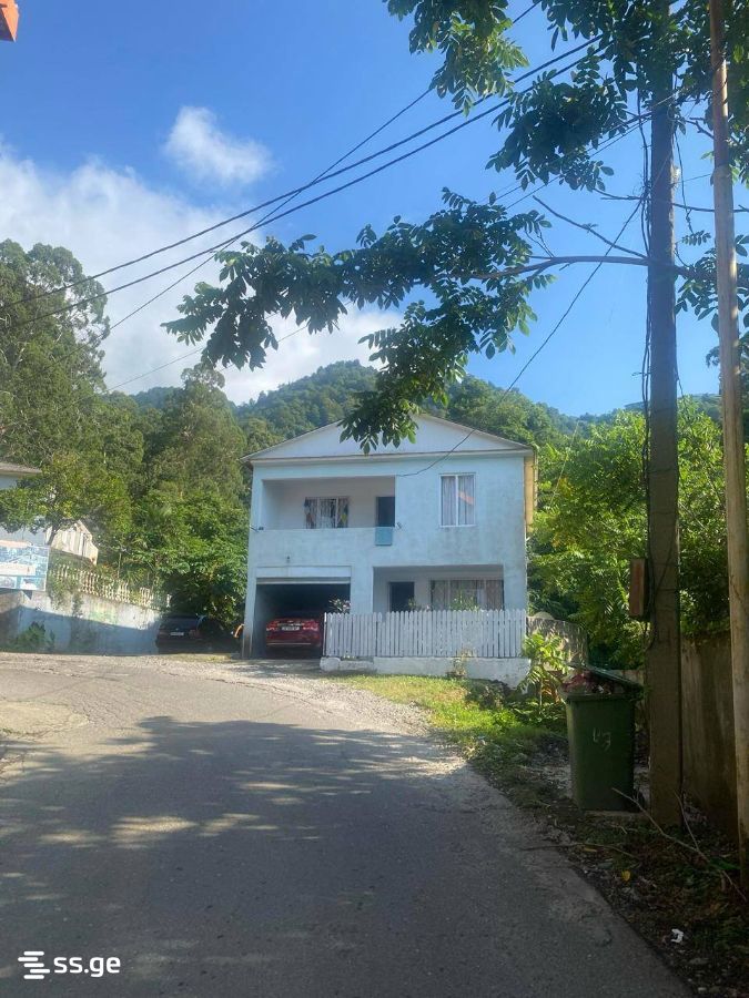 5 Room Private House For Sale view 1
