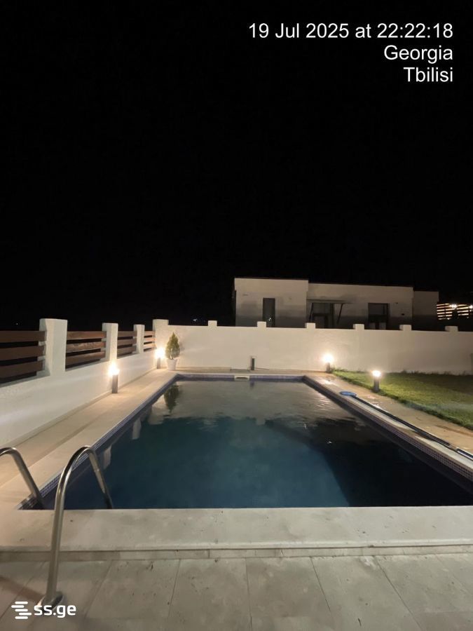 5 Room Private House For Sale view 1