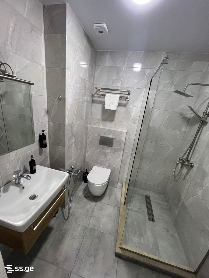5 Room Hotel For Sale view 10